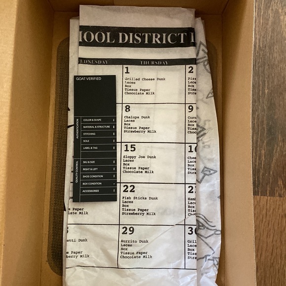 Nike Dunks - Picture 4 of 9